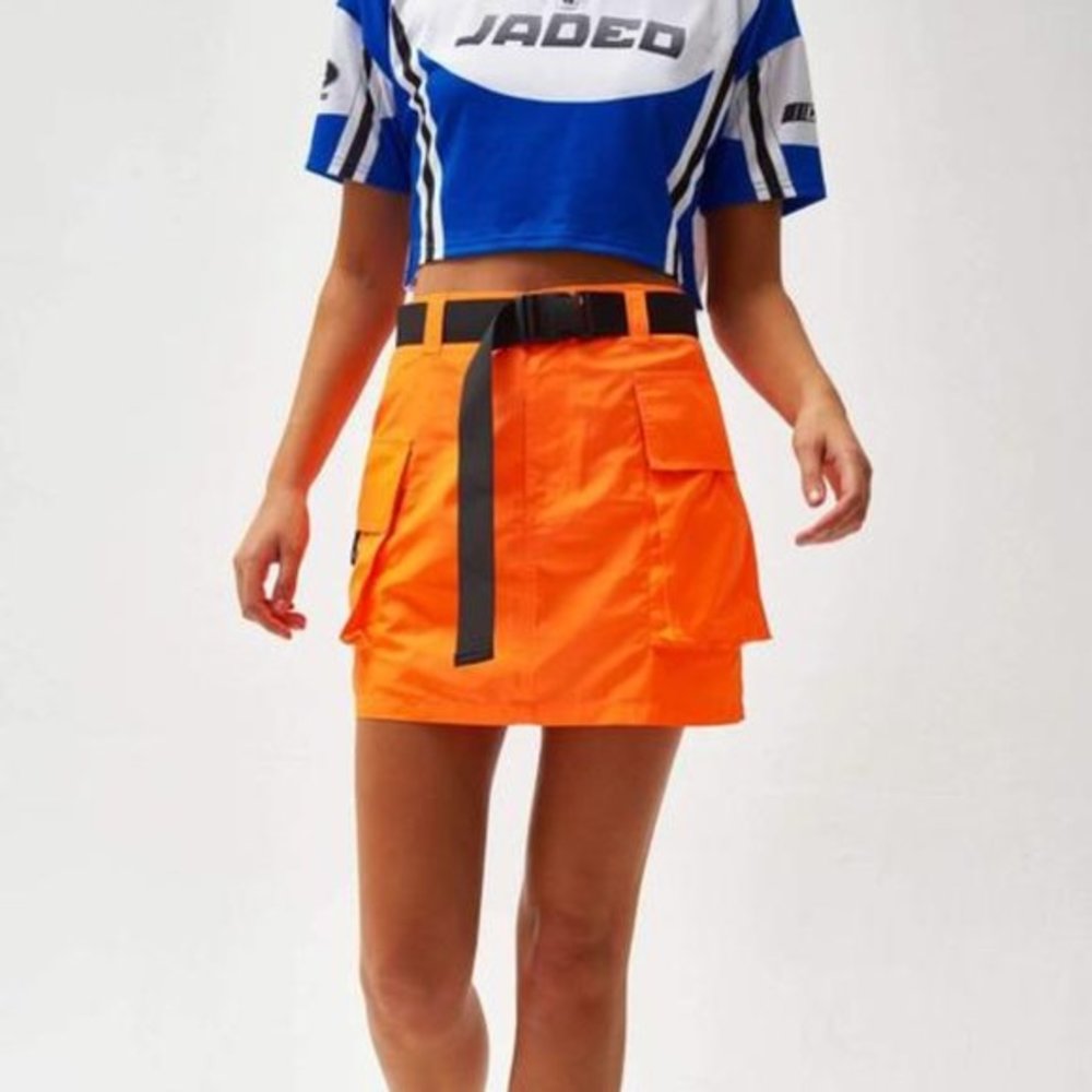 Better be orange cargo mini skirt S